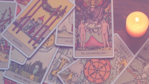 Previs&otilde;es do TAROT 2026 para todos os Signos