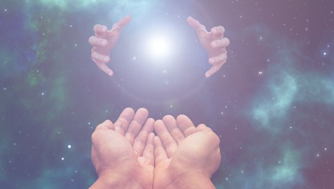 6 sinais que o mundo espiritual está a tentar contactá-la